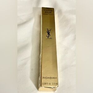 YSL Radiant Touch #2 illuminator corrector